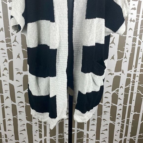 Vince Camuto Short Sleeve Striped Open Front Cardigan Sweater XL - Picture 5 of 8